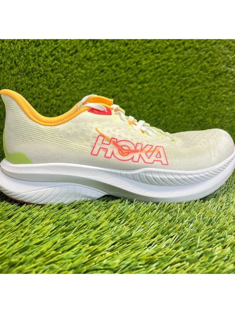 Hoka One One Mach 6 Womens Size 9.5 Green White Athletic Running Shoes Sneakers